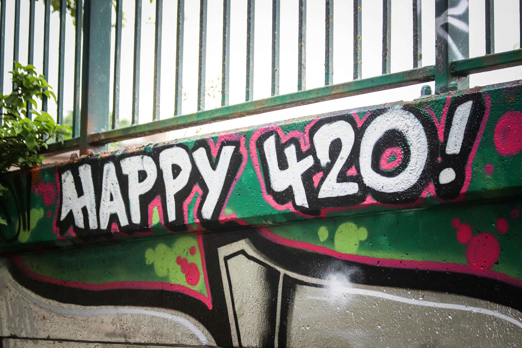 Happy 420 Graffiti Berlin
